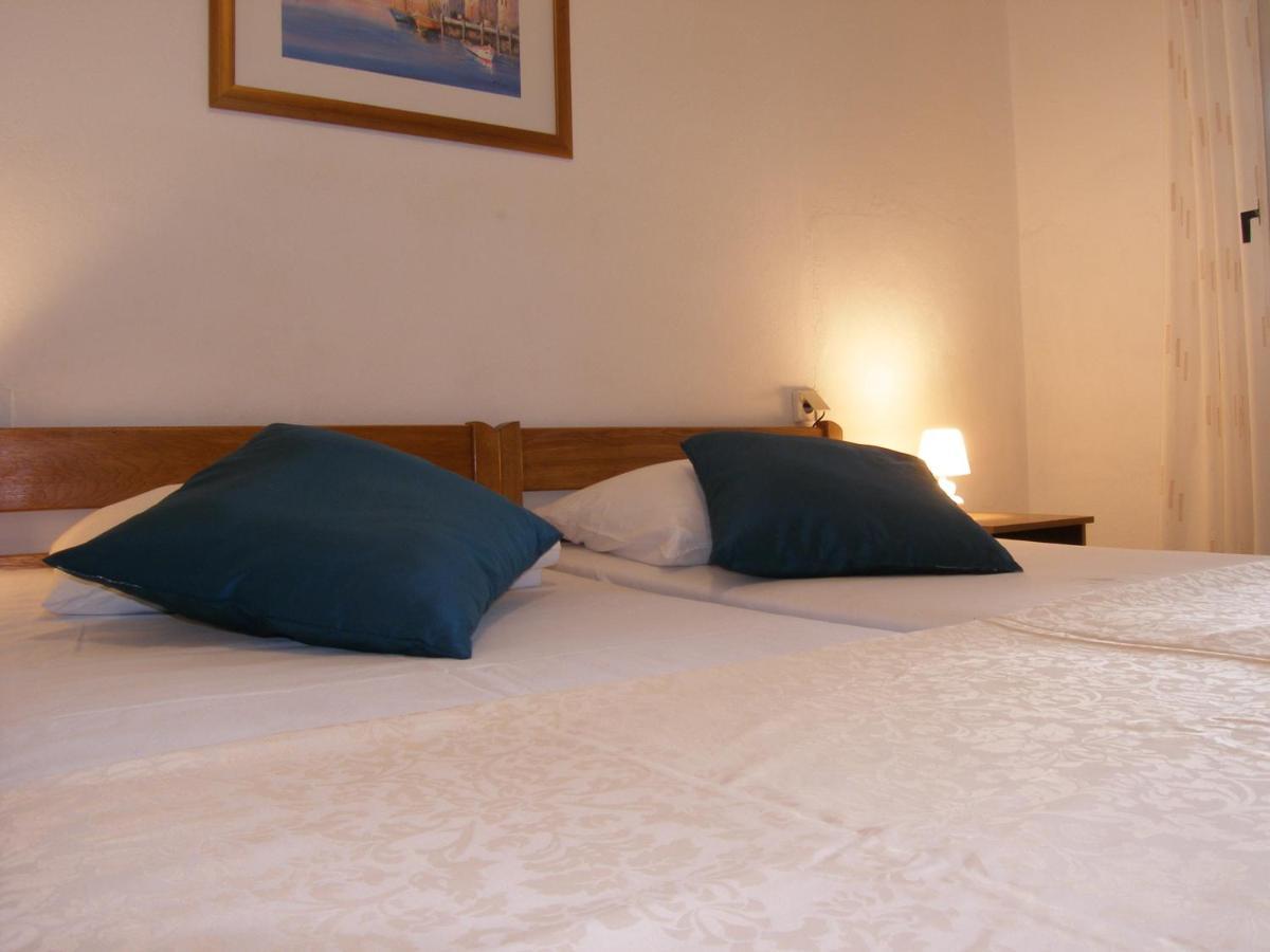 Bellavista Bed And Breakfast パグ エクステリア 写真