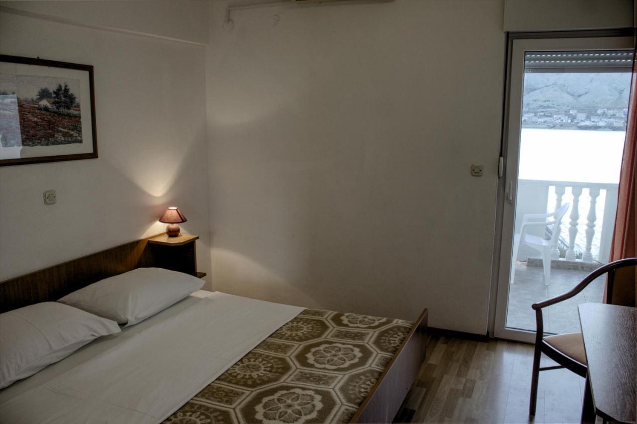 Bellavista Bed And Breakfast パグ エクステリア 写真