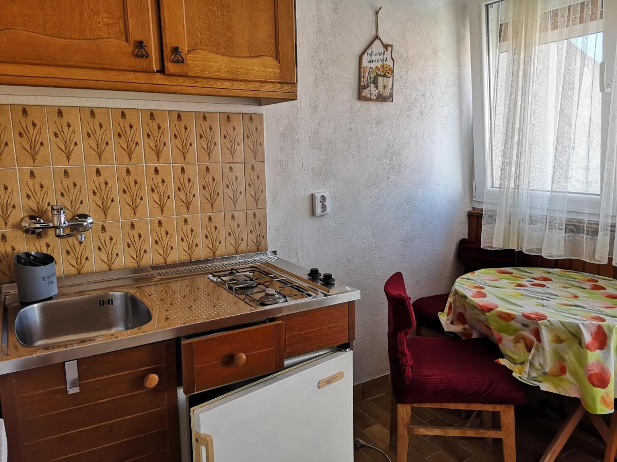 Bellavista Bed And Breakfast パグ エクステリア 写真